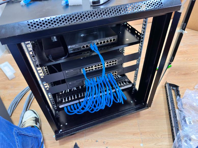 Rack and structured connections
